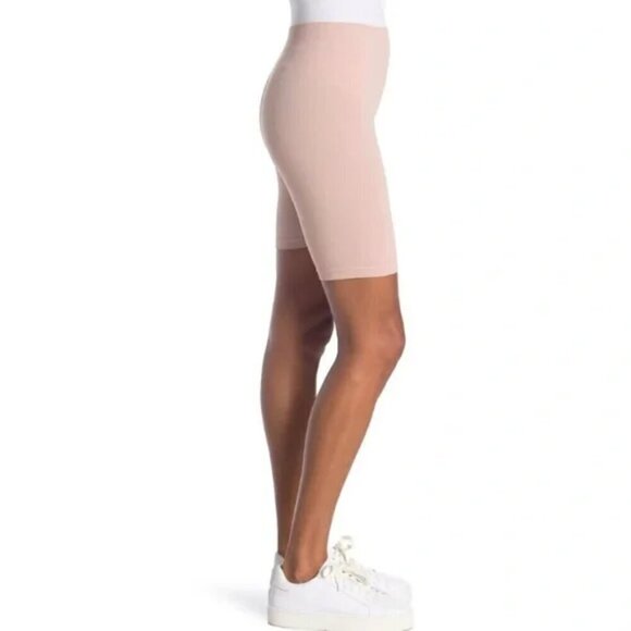 NWT Free People Intimately Seamless Rib Pink Bike Shorts - Picture 4 of 7